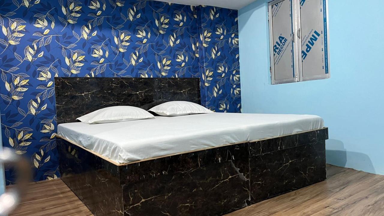 Krishna P. Guest House Varanasi Exterior photo