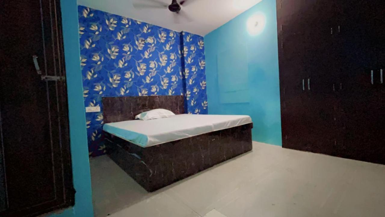 Krishna P. Guest House Varanasi Exterior photo